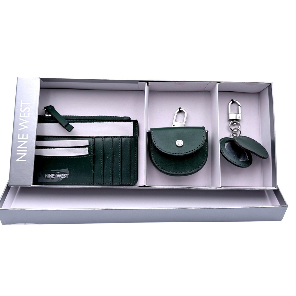 Nine West Accessory Gift Set Green Card Case Coin‎ Pouch Mirror Keychain 3pc